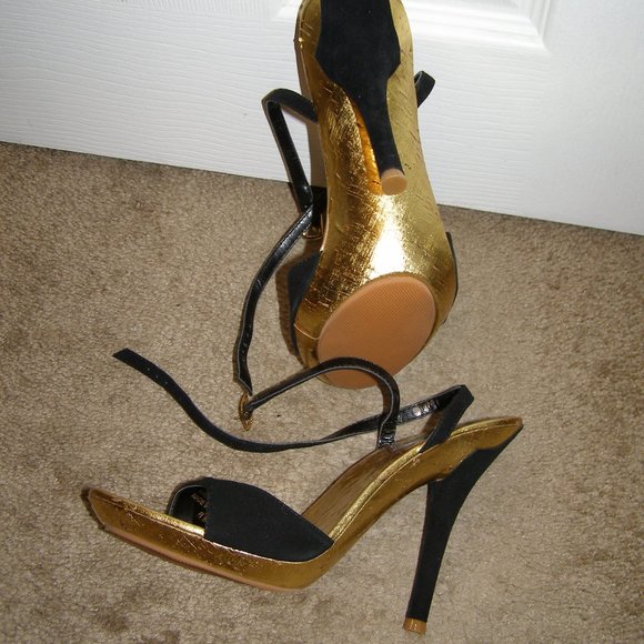 New In Box Sexy Suede Black & Gold Luichiny Heels size 8 - Picture 13 of 15